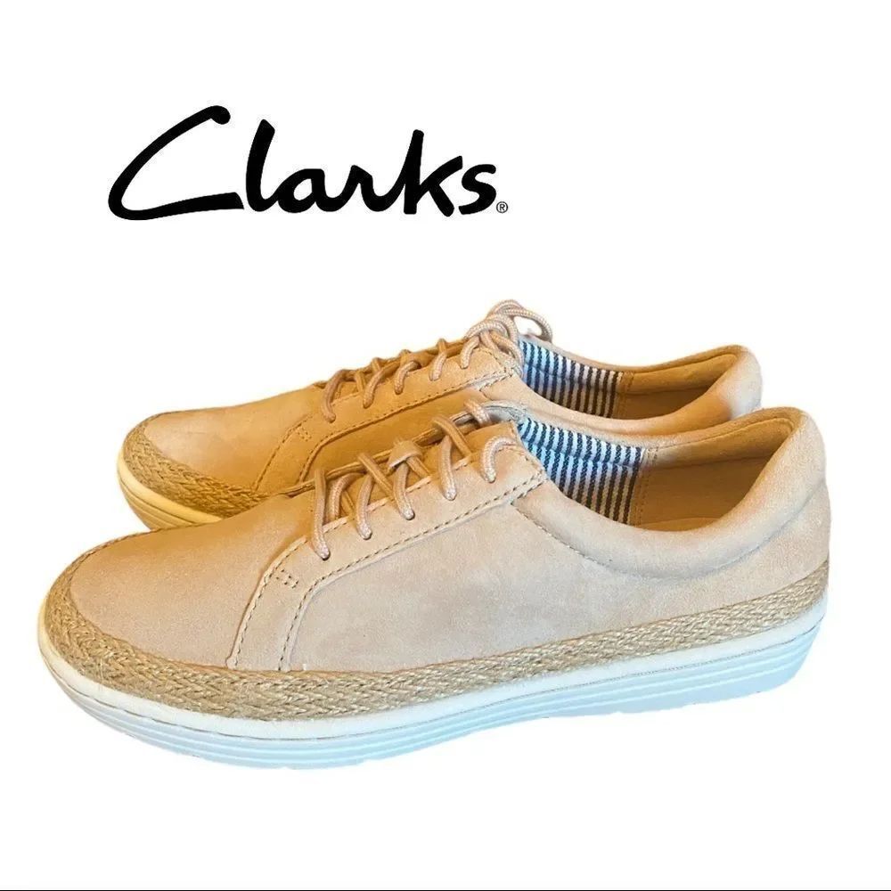 New in Box Clarks Women's "Marie Mist" Blush Suede Leather Sneakers 5 5M